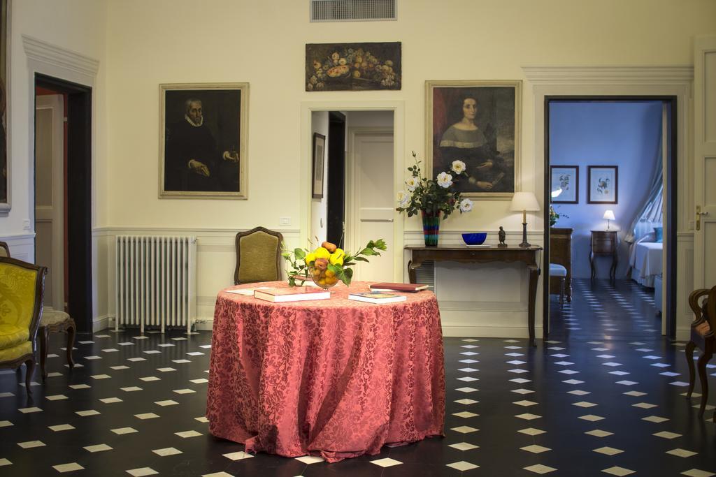Palazzo Lengueglia B&B Αλμπένγκα Εξωτερικό φωτογραφία