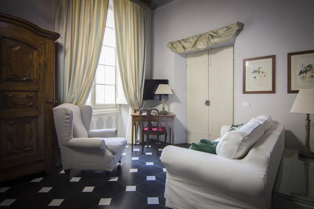 Palazzo Lengueglia B&B Αλμπένγκα Εξωτερικό φωτογραφία